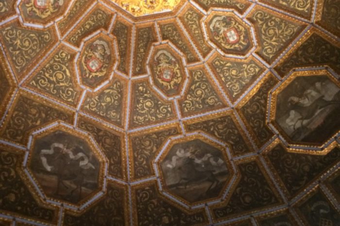 Salle des blasons château de Sintra